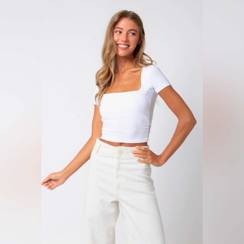 **NWT** Lulu’s Ribbed Square Neck Top - Picture 2 of 9